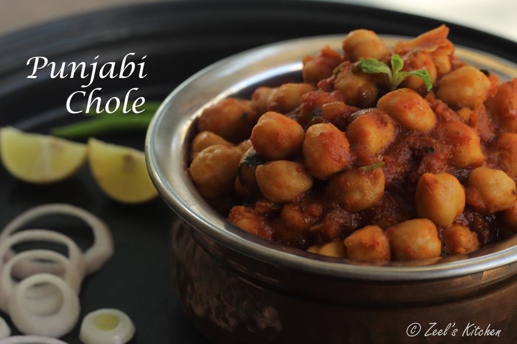 Punjabi Chole Recipe | Chana Masala | Indian Spiced Chickpeas Curry Recipe